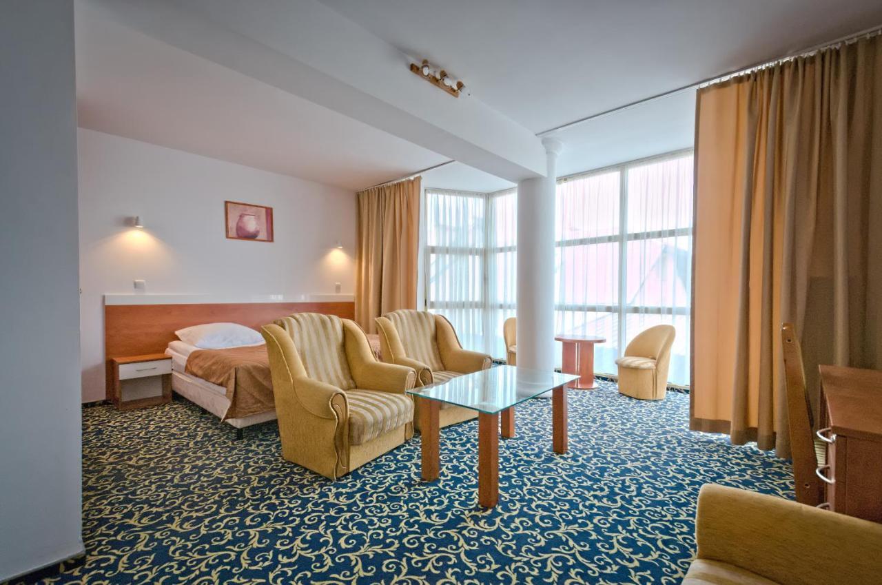 Hotel Sezam Kraczkowa Exteriér fotografie
